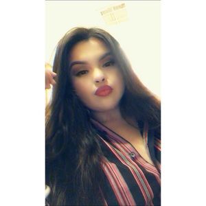 Meet your Posher, Annabel